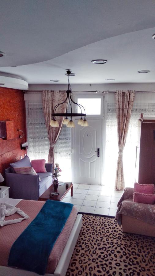 Sweet Home Suite Corinth 外观 照片
